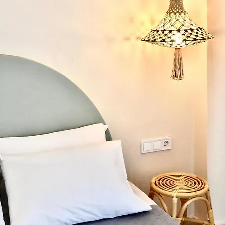 Staybridge Apartments, * Mesongi