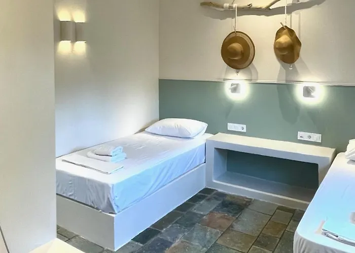 Staybridge Apartments, * Mesongí