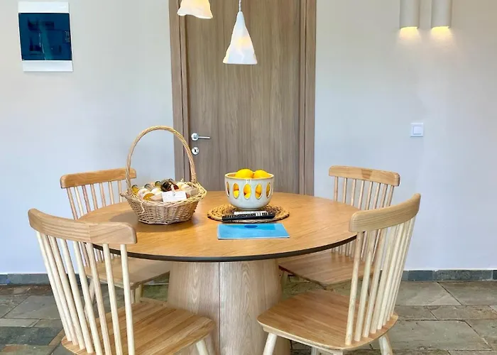 Apartament Staybridge Apartments, Mesongí