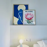 Staybridge Apartments, アパート *