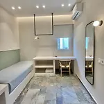 Staybridge Apartments, * Mesongí