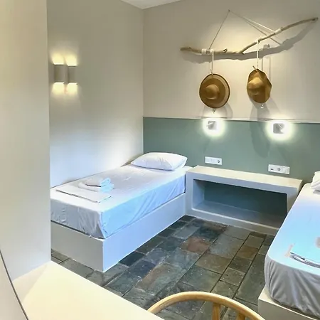 Staybridge Apartments, * Mesongí