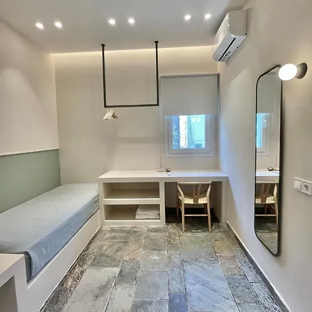 Staybridge Apartments, * Mesongí