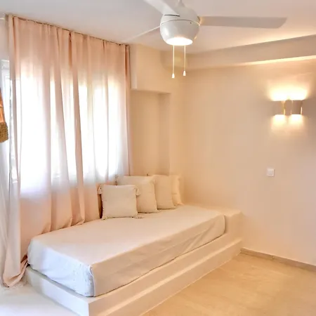 Staybridge Apartments, *