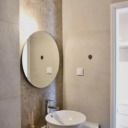 Staybridge Apartments,